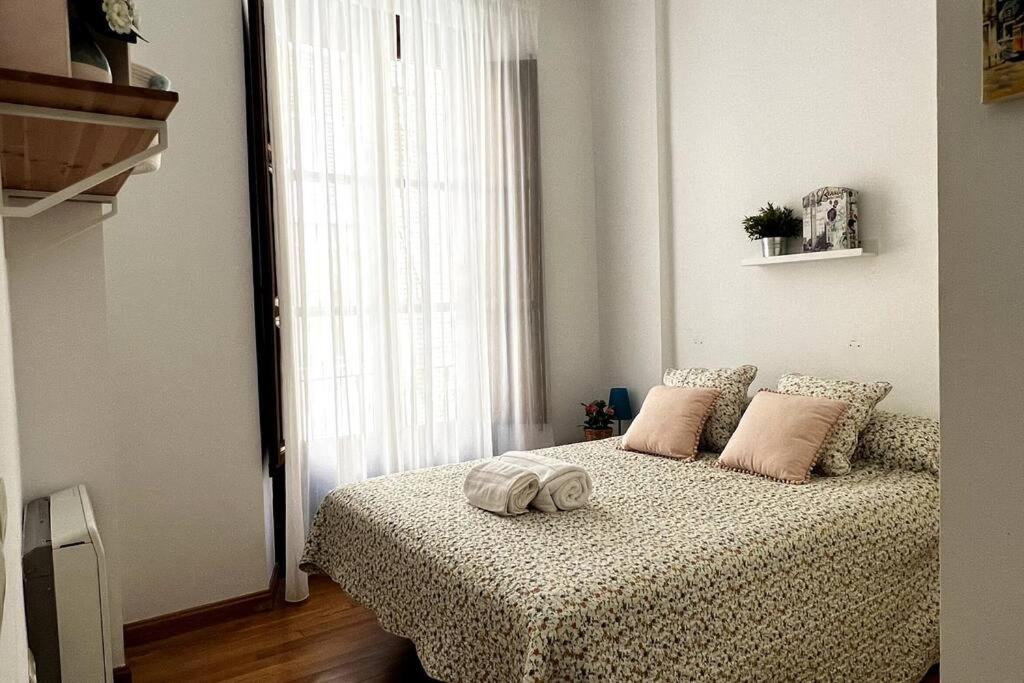 Apartamento Muy Centrico En Granada Ngoại thất bức ảnh